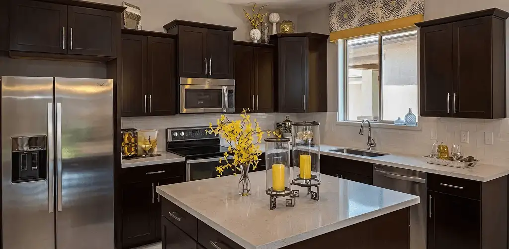 Cabinet painting results with freshly painted kitchen cabinets in Provo, UT