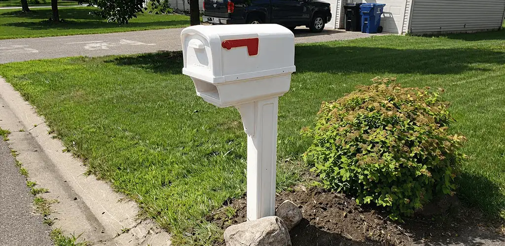 Mailbox installation for a residential curbside mailbox in Provo, UT